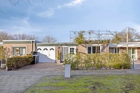 Vrijstaande woning te koop: Van Vurenstraat 8, Stuivezand Made
