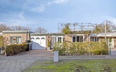 Hoekwoning te koop: Van Vurenstraat 8, Stuivezand Made