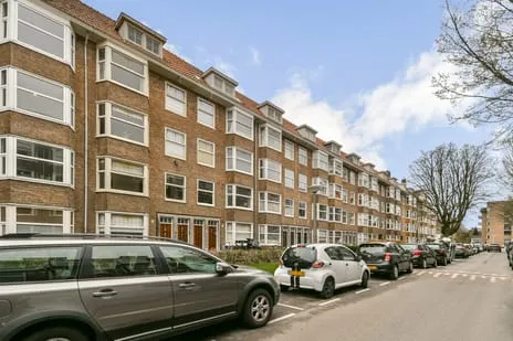 Appartement te koop: Van Walbeeckstraat 83-1, Postjeskade e.o. Amsterdam
