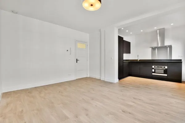 Woning te huur: Van Walbeeckstraat, Postjeskade e.o. Amsterdam