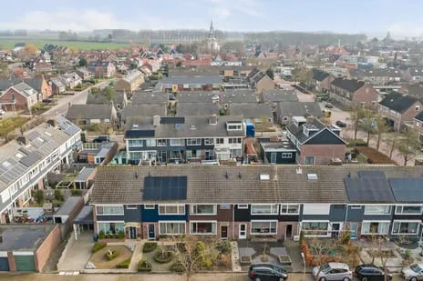 Tussenwoning te koop: Van Walenburghof 12, Wolphaartsdijk