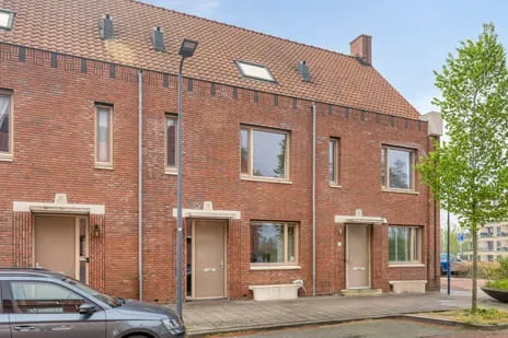 Tussenwoning te koop: van Wandelenstraat 3, Orthen west 'S-Hertogenbosch