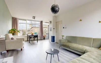 Tussenwoning te koop: van Wassenaerstraat 29, Langeraar Ter Aar