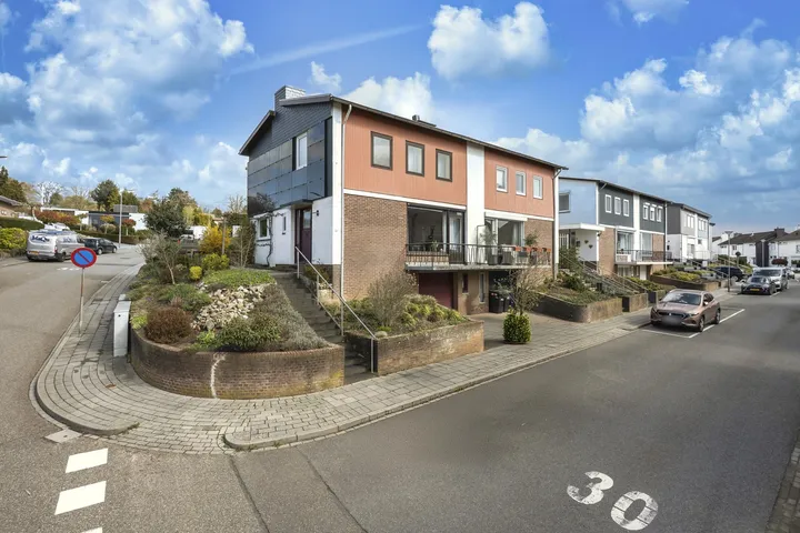 Twee-onder-één-kap te koop: Van Werschstraat 26, Hulsveld Simpelveld
