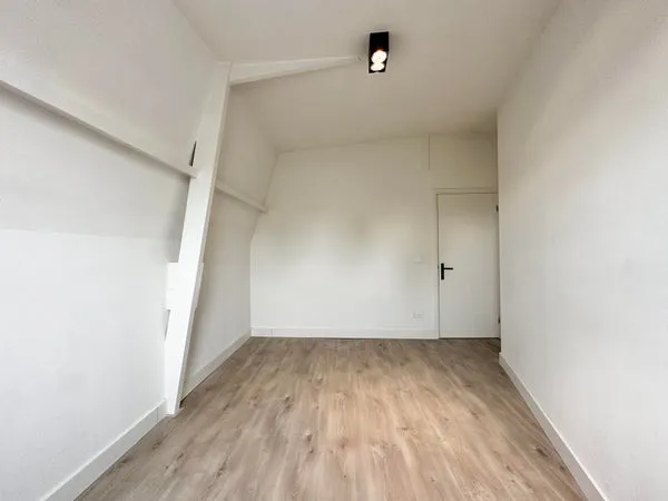 Woning te huur: Van Woustraat, Amsterdam