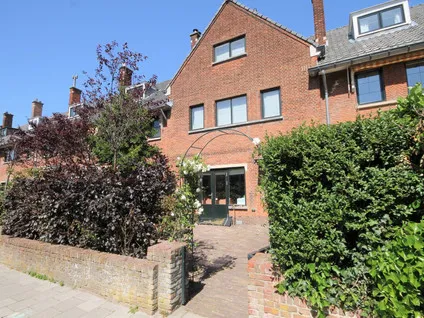 Tussenwoning te huur: Van Wouwstraat 17, 'S-Gravenhage