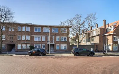 Appartement te koop: Van Zeggelenlaan 5, 'S-Gravenhage