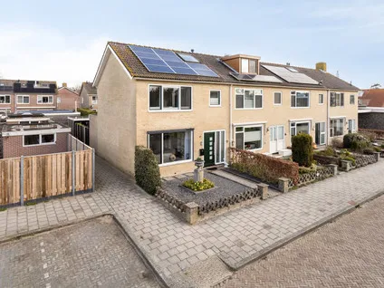 Hoekwoning te koop: Vangstraat 11, Stompetoren