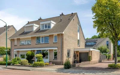 Hoekwoning te koop: Varenmos 27, Petenbos Veenendaal