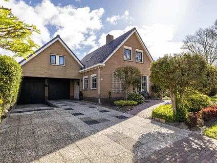 Vrijstaande woning te koop: Varenstraat 1, Norg