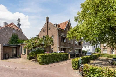 Tussenwoning te koop: Varkensmarkt 15, Hilvarenbeek