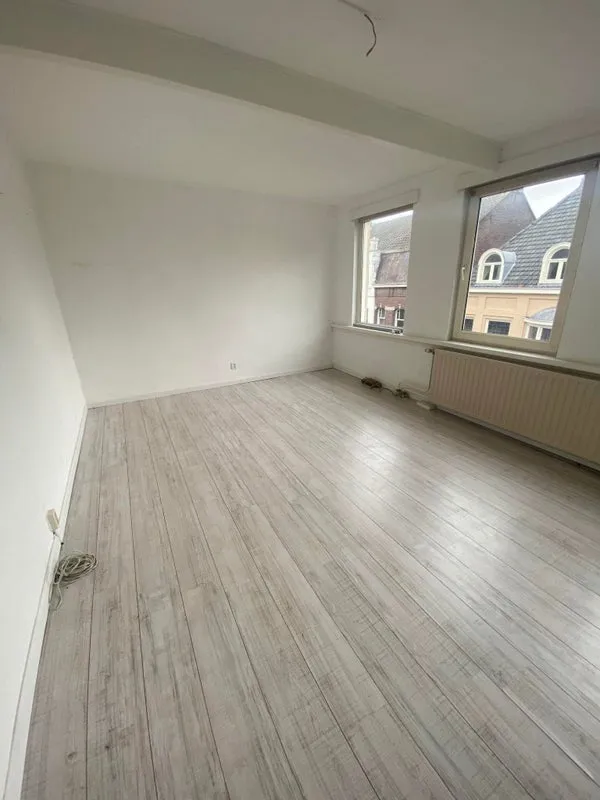 Woning te huur: Varkensmarkt, Tilburg