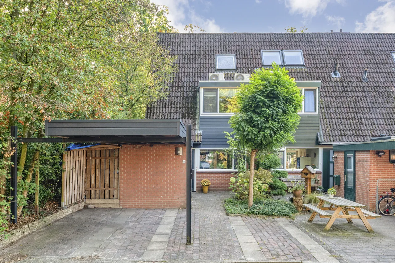 Hoekwoning te koop: Vastertlanden 38, Enschede