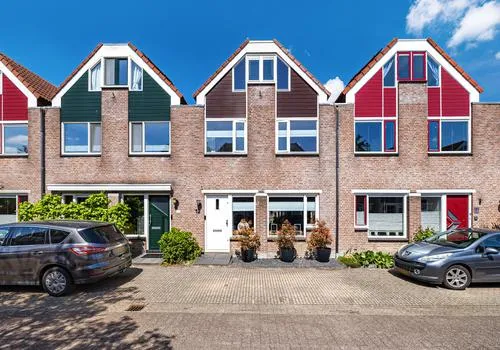 Tussenwoning te koop: Vecht 12, Huizermaat Noord Huizen