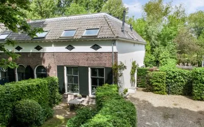 Hoekwoning te koop: Vechtdijk 146, Vechtzoom-noord, Klopvaart Utrecht
