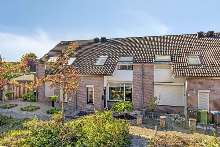Tussenwoning te koop: Vechtstraat 18, Brouwhuis-West Helmond