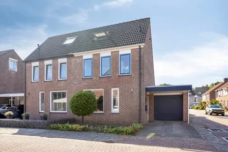 Twee-onder-één-kap te koop: Vechtstraat 33, Zeldenrust Terneuzen