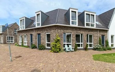 Tussenwoning te koop: Veehalstraat 16, Groenoord Leiden