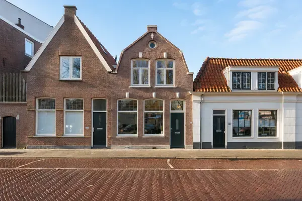 Terraced house for sale: Veemarkt 29, Binnenstad - Buurt 10 03 Hoorn
