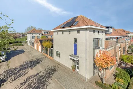 Corner house for sale: Veenderij 36, Stolwijk Stolwijk