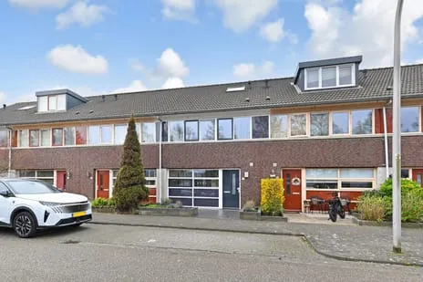 Tussenwoning te koop: Veenderij 37, Vrouwtjeslant / Nieuweveen Nootdorp