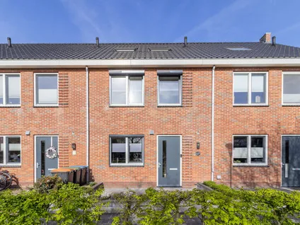 Tussenwoning te koop: Veenestraat 66A, Bunschoten Bunschoten-Spakenburg