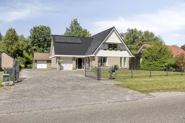 Vrijstaande woning te koop: Veenhoeksweg 34, Barger-Oosterveen Klazienaveen