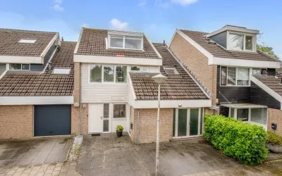 Tussenwoning te koop: Veenmos 42, Zuidplas Mossen Nieuwerkerk Aan Den Ijssel