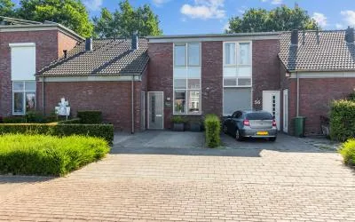Tussenwoning te koop: Veenmos 58, Verspreide huizen Arendnest-Zijp Boekel