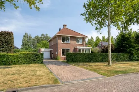 Detached house for sale: Veenmoslaan 4, Parklaan west Nieuw-Buinen