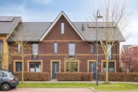 Tussenwoning te koop: Veenraden 27, Veenendaal