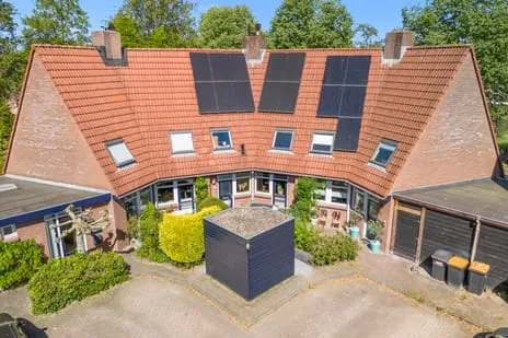 Tussenwoning te koop: Veenslagenweg 150, Hoevelaken-Kleinhoven Hoevelaken