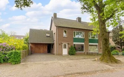 Twee-onder-één-kap te koop: Veenstraat 28, Kern Molenschot Molenschot