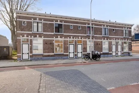 Tussenwoning te koop: Veenweg 108, Rielerweg-West Deventer