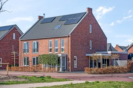 Twee-onder-één-kap te koop: Veenwoud 25, De Venen en Zanden Ede