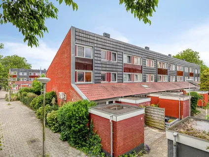 Hoekwoning te koop: Veenzoom 39, Zomenbuurt Gouda