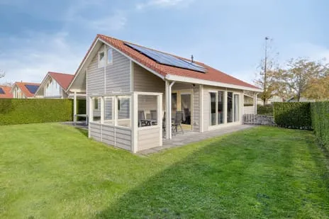 Woning te koop: Veerse Meerdreef 84, Verspreide huizen Kortgene Kortgene
