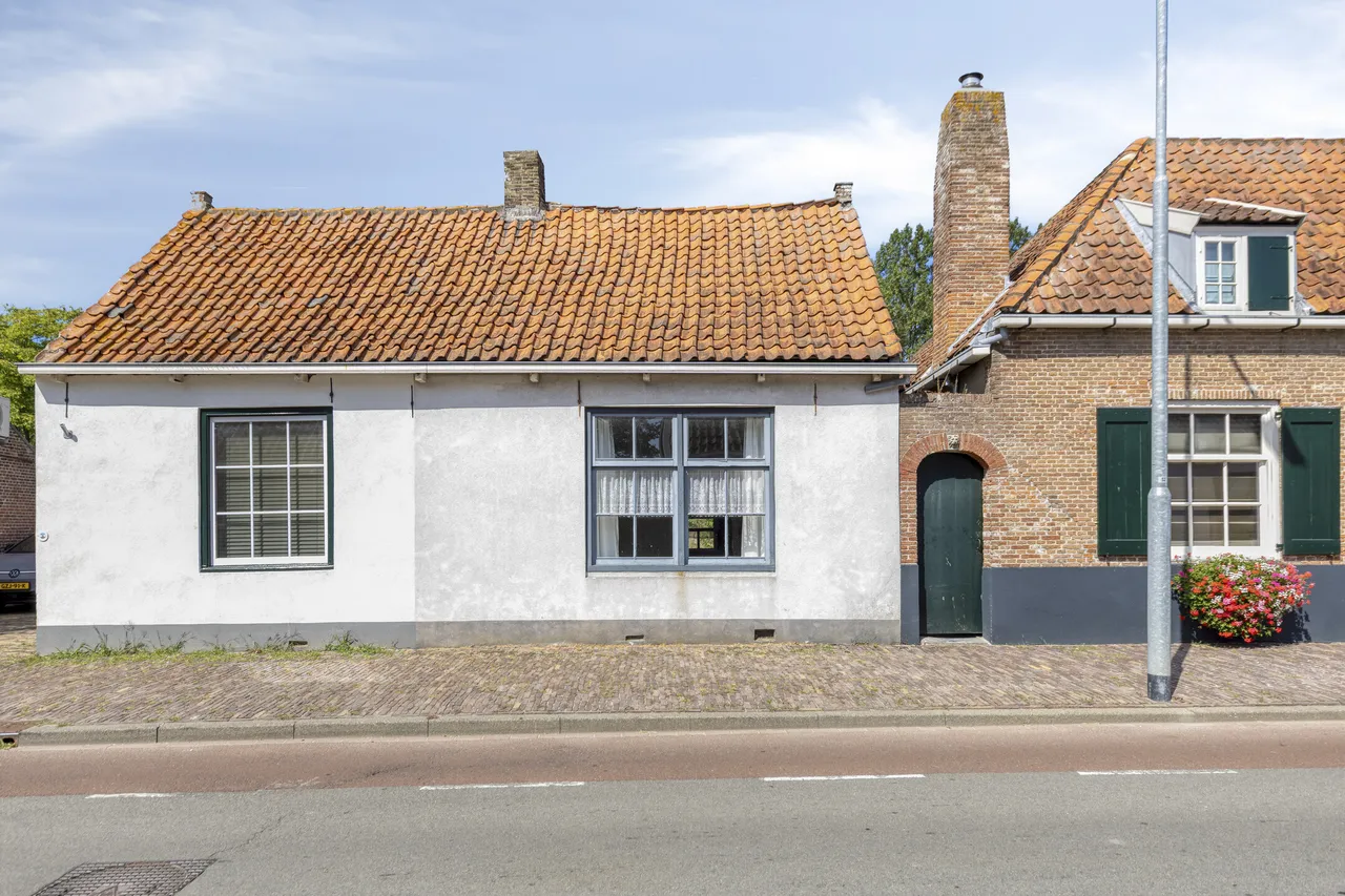 Twee-onder-één-kap te koop: Veerseweg 44, Veere