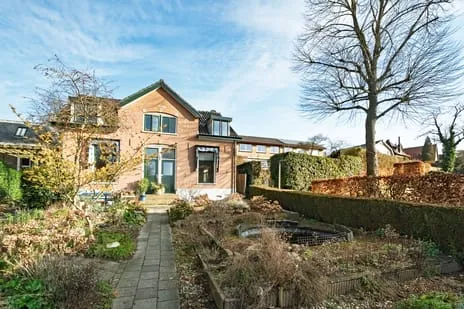 Twee-onder-één-kap te koop: Veerstraat 95, Veluvia Wageningen
