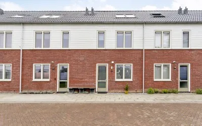 Tussenwoning te koop: Veerweg 122, Kamperland Kamperland