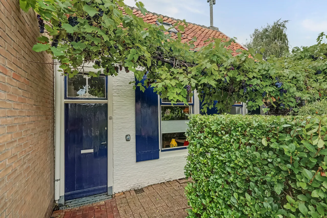 Twee-onder-één-kap te koop: Veerweg 140, Kamperland
