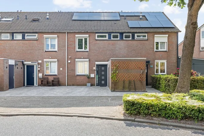 Tussenwoning te koop: Vekenoord 4, Kievitsloop Breda