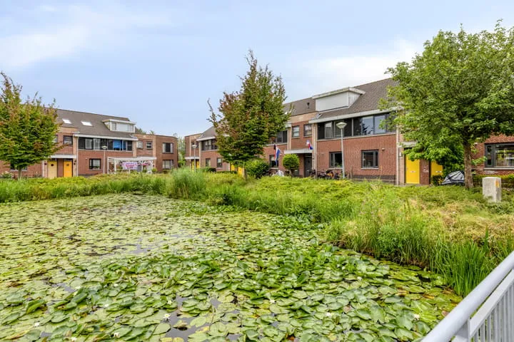 Terraced house for sale: Veldewater 19, Esse Hoog Nieuwerkerk Aan Den Ijssel