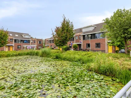 Tussenwoning te koop: Veldewater 19, Esse Hoog Nieuwerkerk A/D Ijssel