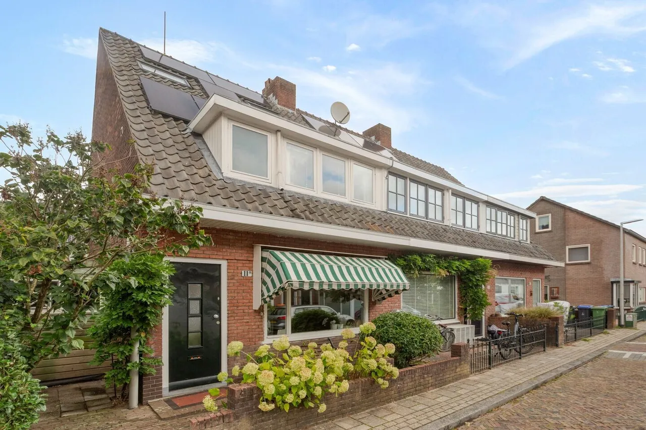 Hoekwoning te koop: Veldheimerlaan 11A, Bussum