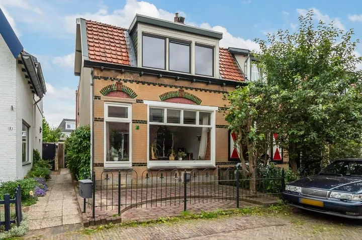 Corner house for sale: Veldheimweg 6, Schilderswijk Baarn