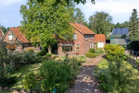 Vrijstaande woning te koop: Veldhoekseweg 8, Veldhoek Hengelo (Ge)