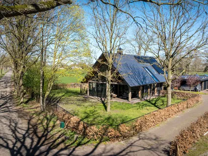 Vrijstaande woning te koop: Veldhuisweg 1, Verspreide huizen IJhorst Ijhorst