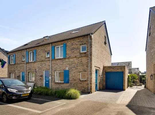Hoekwoning te koop: Veldleeuwerik 38, Mariadorp-Beezepool Eijsden