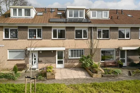 Tussenwoning te koop: Veldlust 27, Molenbuurt Amstelveen